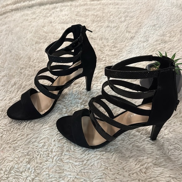 Kelly & Katie Black Heels size8.5 - Picture 3 of 15